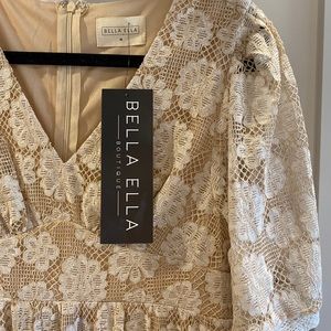 She’s so gorgeous lace midi dress